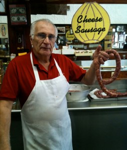 Sausage made with natural casing has a natural curve. Trivarelli, TGG.