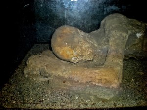  Plaster mold of a victim of the A.D. 79 eruption of Mount Vesuvius. Trivarelli, TGG.